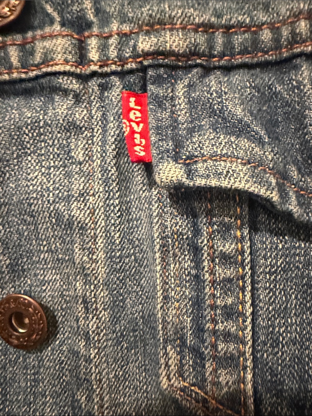 Levi's Light Blue Denim Trucker Jacket - Picture 3 of 4